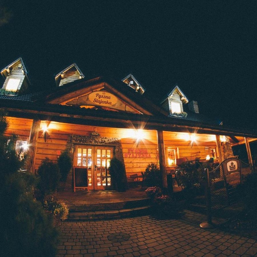 Pyszna Stajenka Hotel Bakow  Kültér fotó