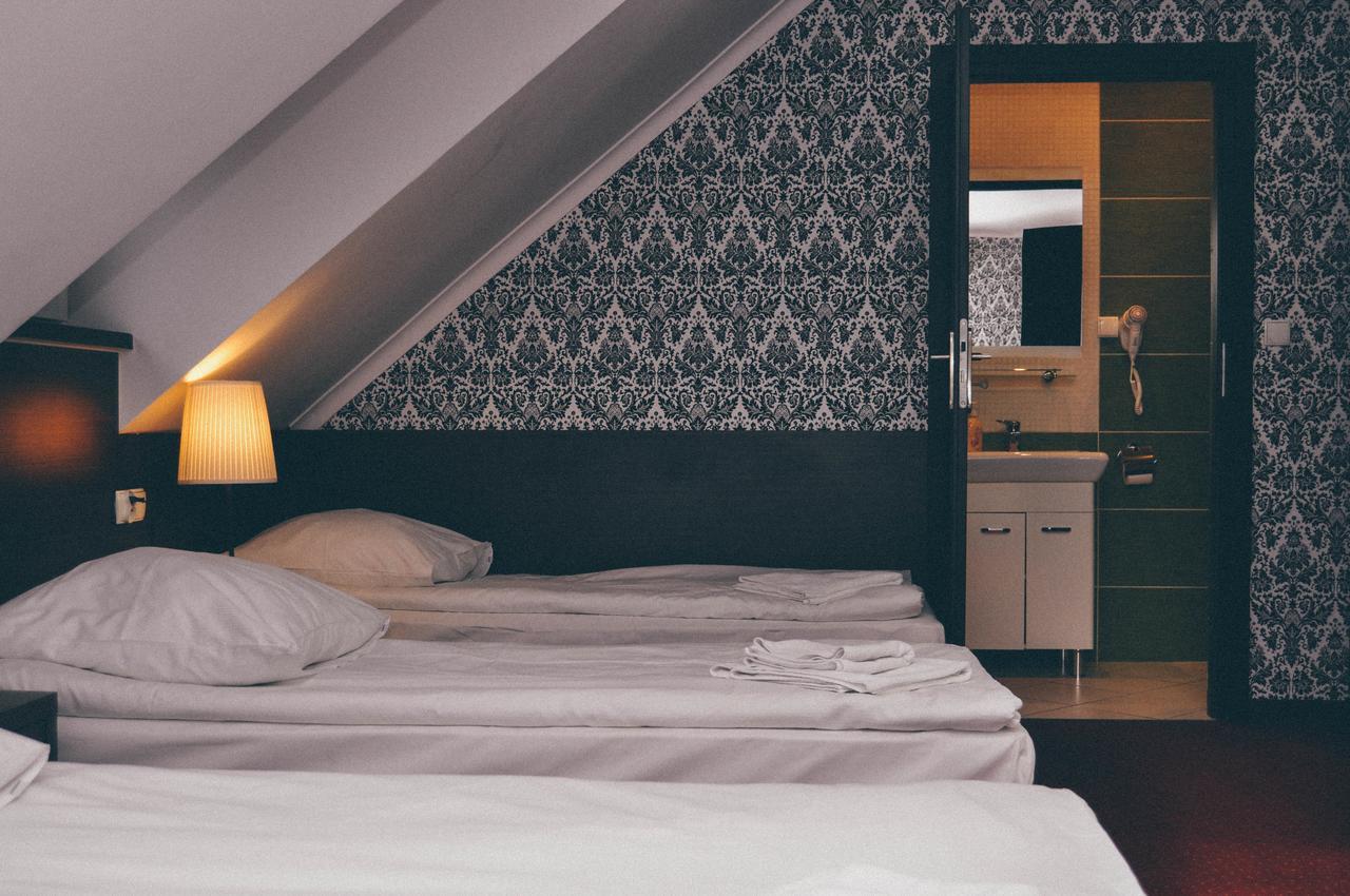 Pyszna Stajenka Hotel Bakow  Kültér fotó