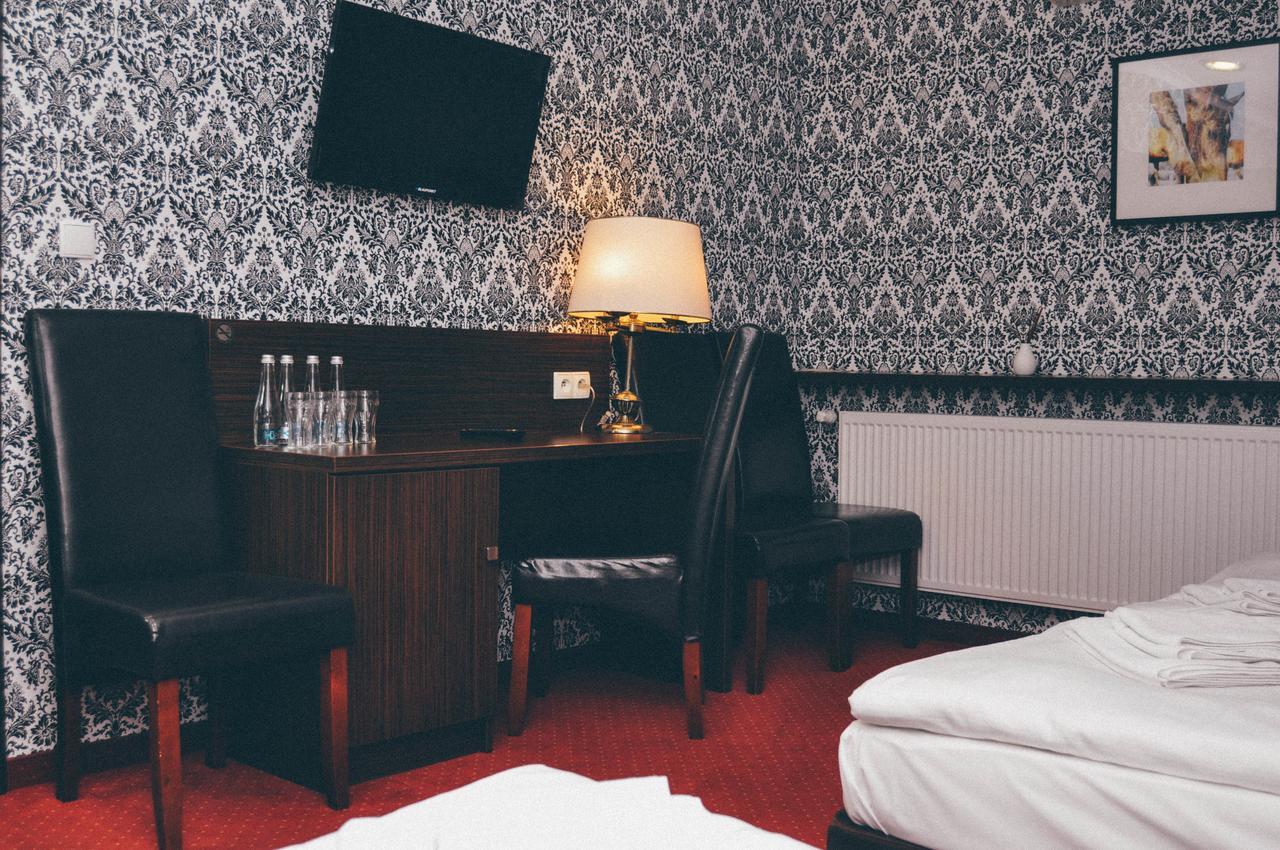 Pyszna Stajenka Hotel Bakow  Kültér fotó